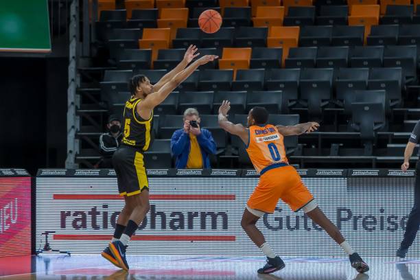 成了绝对阻 成了绝对阻